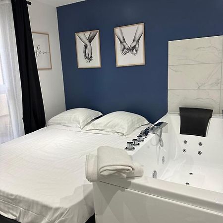 Les Bulles De Mona "Le Wilson" Apartman Villeurbanne Kültér fotó